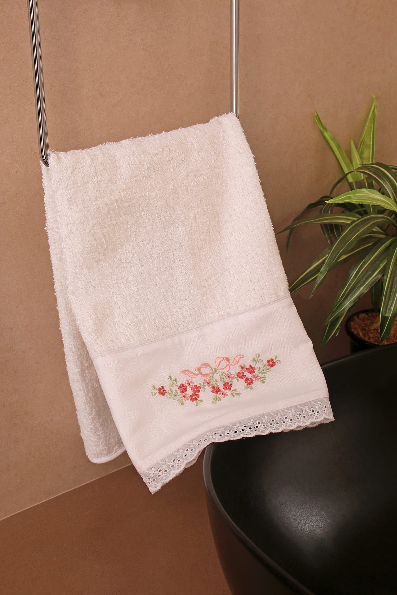 Buy The Floral Collection - Embroidered Towel Sets (Hand & Face